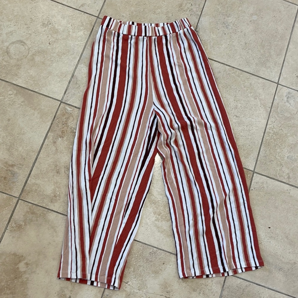Highwaisted flowy pants